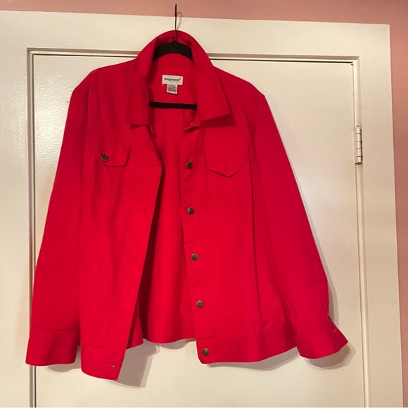 Bridge water studio 💯 cotton trucker denim jacket. - Picture 5 of 5